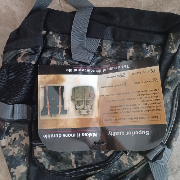 NWT Camo Backpack - Picture 5 of 5